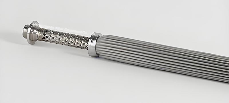 pleated metal filter cartridge assembly with removable hardware