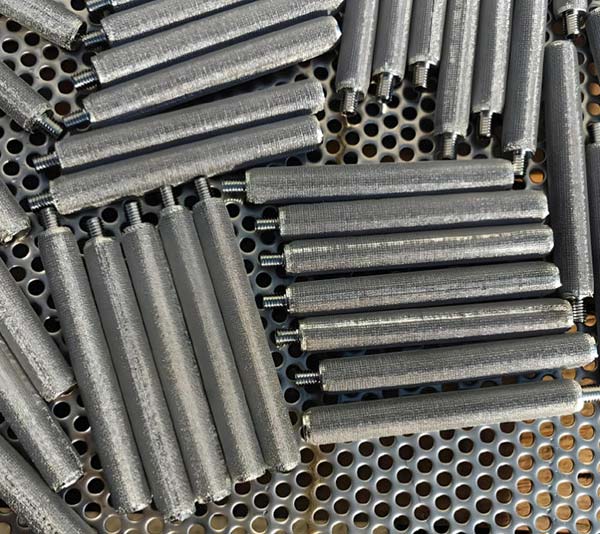 welding detail of sintered wire mesh filter cartridge