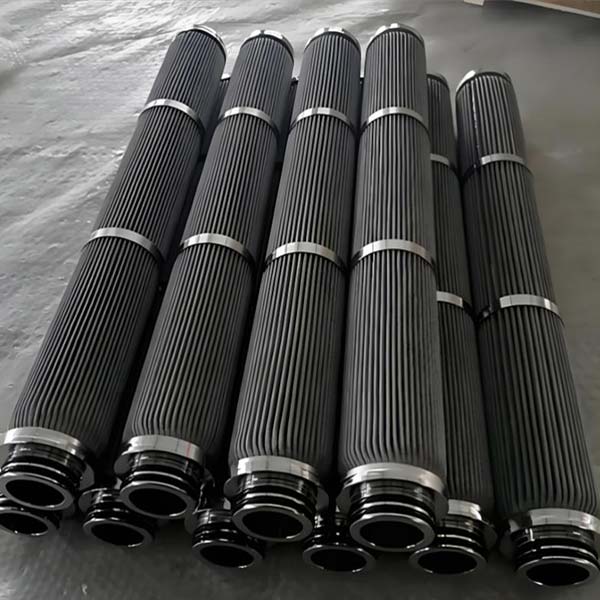 pleated mesh filter cartridges on stack
